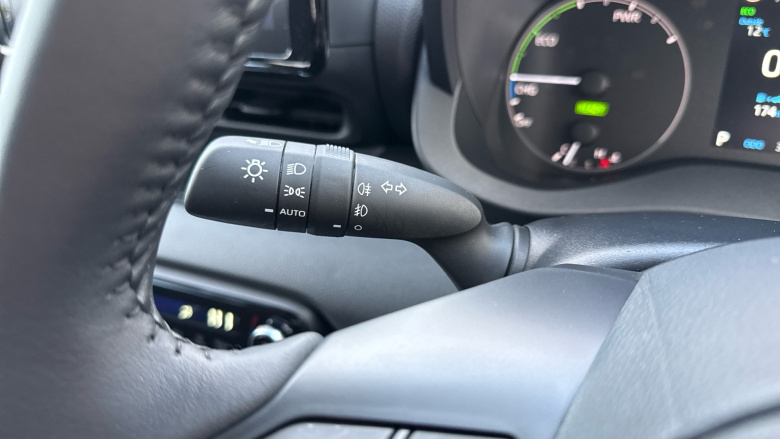 Toyota Yaris 1.5 Hybrid Icon 5dr CVT Hybrid Hatchback